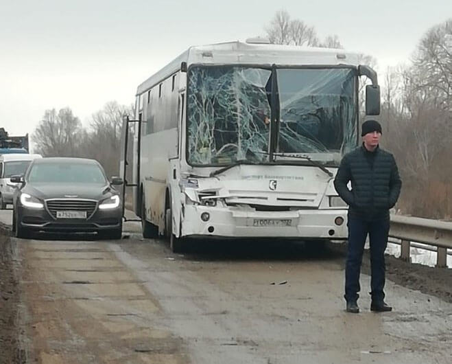 Автобус совершавший рейс из Стерлитамака попал в ДТП в Татарстане, пострадали люди