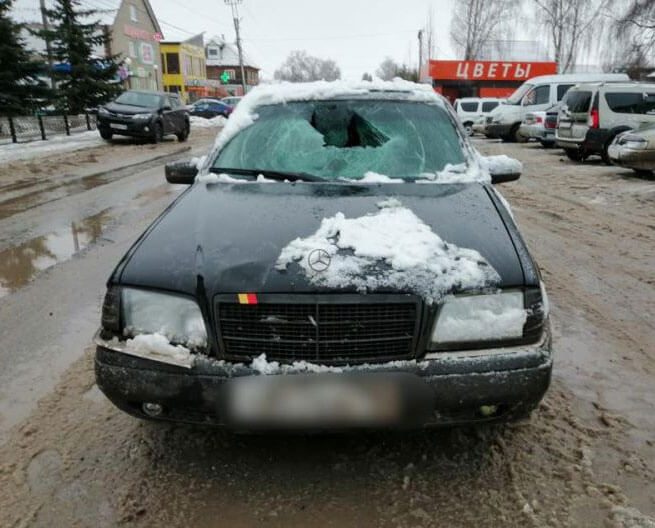 ДТП в Иглино: молодой водитель на "Mercedes Benz", сбил 71-летнего мужчину