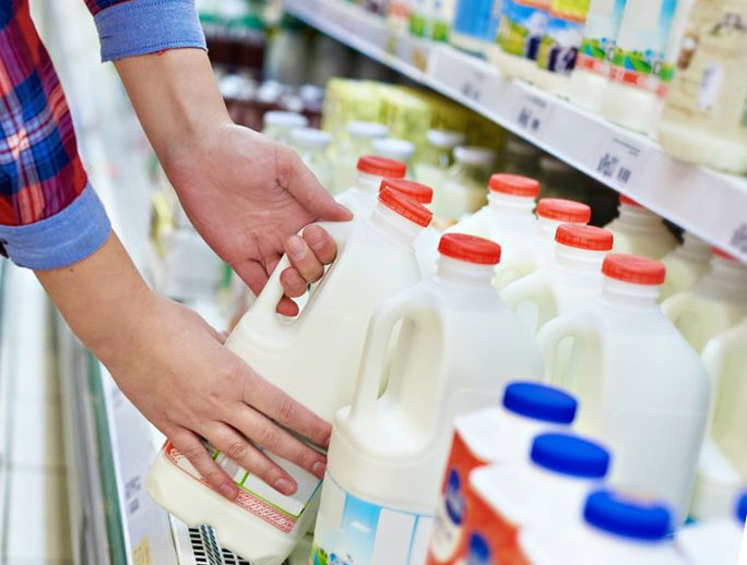 В России на фоне кризиса могут вырасти цены на молоко и молочные продукты