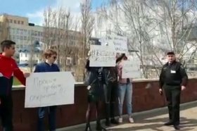 В Башкирии родственники умирающего парня вышли на пикет