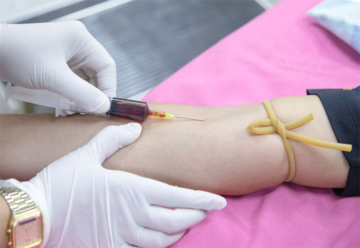 В Башкирии получили плазму из крови донора переболевшего коронавирусом