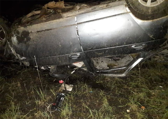 Авария в Караидельском районе: водитель ВАЗ-2112 наехал на лошадей, погиб пассажир
