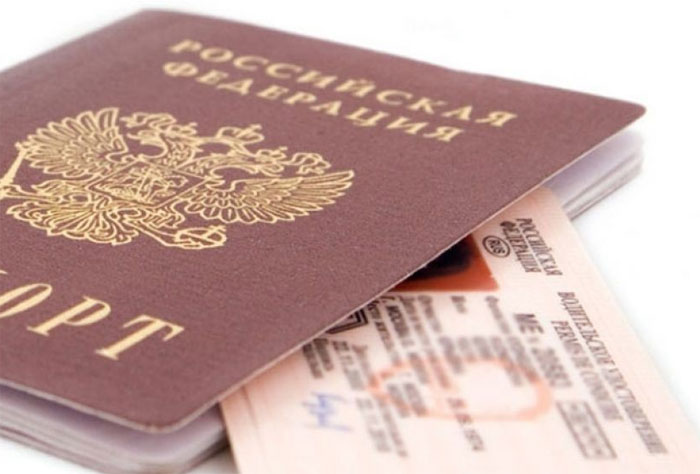 Владимир Путин продлил срок действия истекающих водительских прав и паспортов