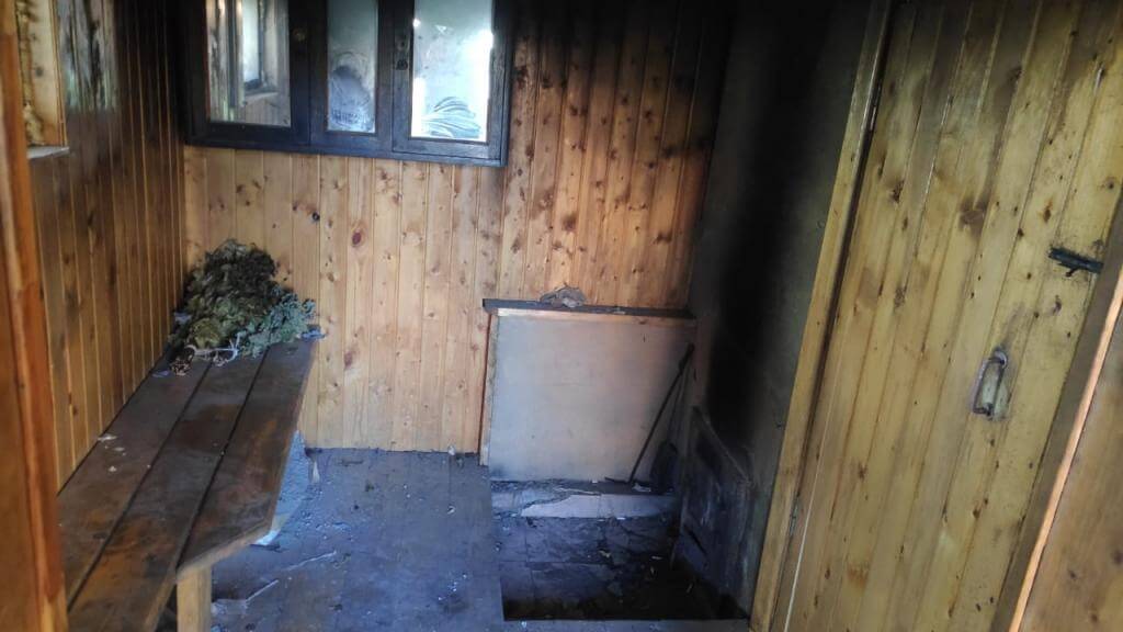 В Кушнаренковском районе школьник получил ожоги пытаясь затопить баню
