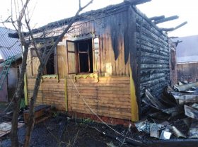 В Иглинском районе дедушка безуспешно пытался спасти из пожара свою жену