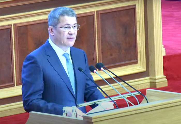 Глава Башкирии обратился к депутатам с важным сообщением