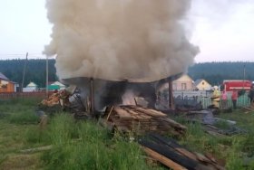 Житель Караидельского района сгорел в собственном гараже