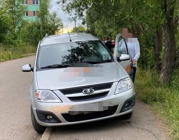 ДТП в Уфе: водитель за рулем «Лады Ларгус» наехал на женщину с ребёнком