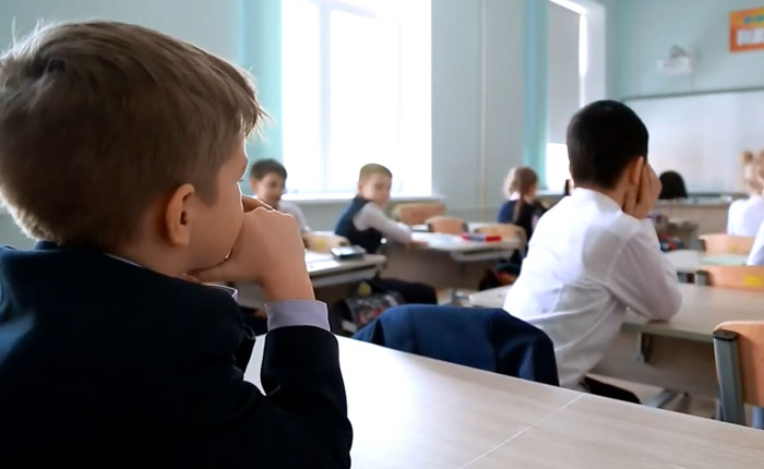 В России до конца года запретили массовые мероприятия в школах и детских садах