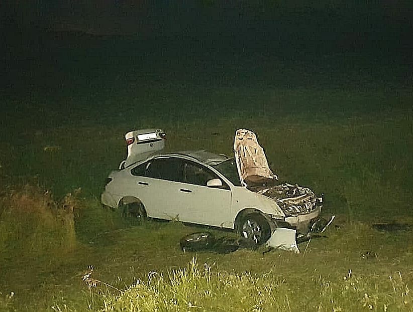 Авария в Стерлитамакском районе: водитель с пассажиром на Ниссане вылетели в кювет и перевернулись