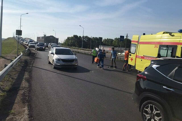ДТП в Уфе: водитель Hyundai Solaris сбил пешехода, который вскоре скончался в больнице
