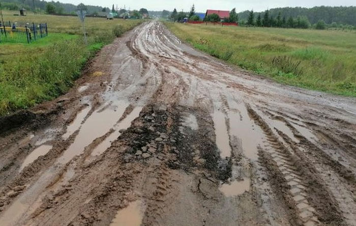 В Кушнаренковском районе смыло дорогу отремонтированную почти за 1,5 млн рублей