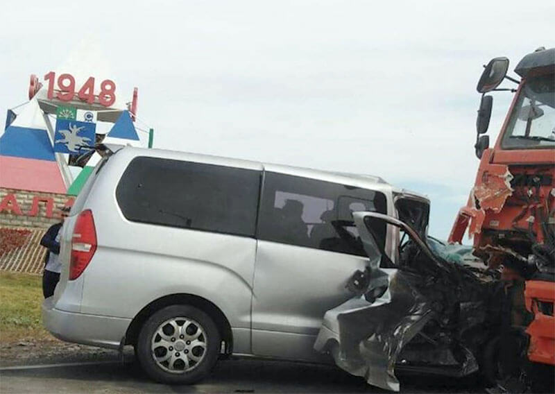 Авария на трассе Стерлитамак-Салават: женщина за рулем авто столкнулась с КамАЗом, пострадал ребенок
