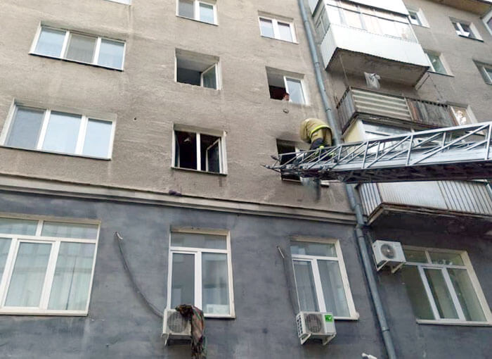 В Уфе, в одной из квартир, вспыхнул пожар, было эвакуировано 29 человек