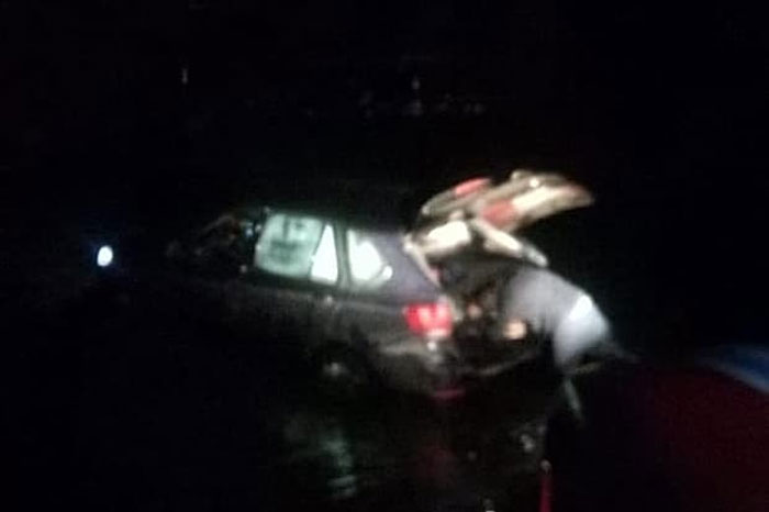 В Белорецком районе семья с ребенком чуть не утонула в реке на машине