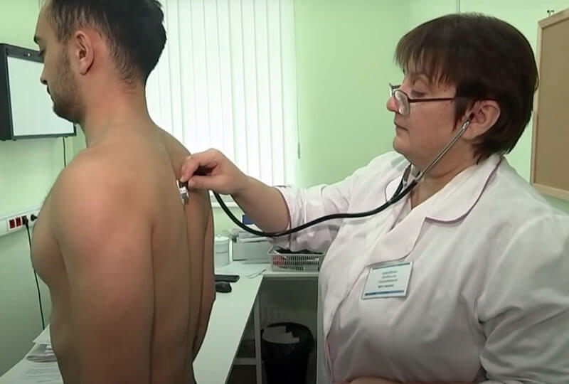 В Башкирии за сутки почти 400 человек заболели пневмонией