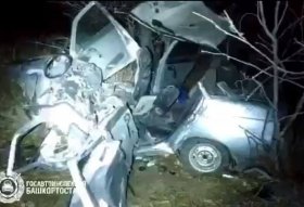 Массовая авария в Башкирии: на трассе Туймазы-Бакалы пассажиров после ДТП зажало в машине