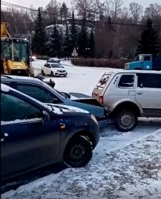 Авария в Белорецком районе: спасатели деблокировали пострадавшего от столкновения водителя ВАЗ-2114 с грузовиком MAN