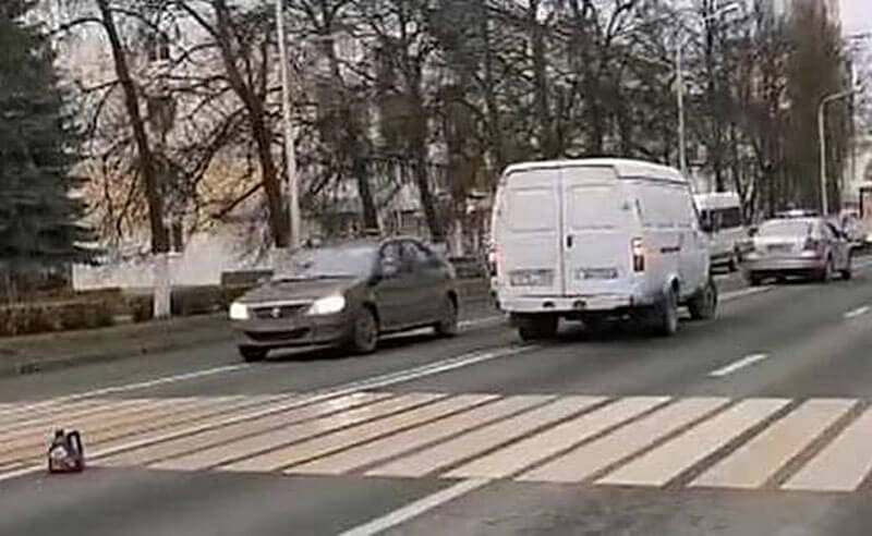 ДТП в Уфе: водитель «ГАЗели» на пешеходном переходе сбил беременную женщину с ребенком