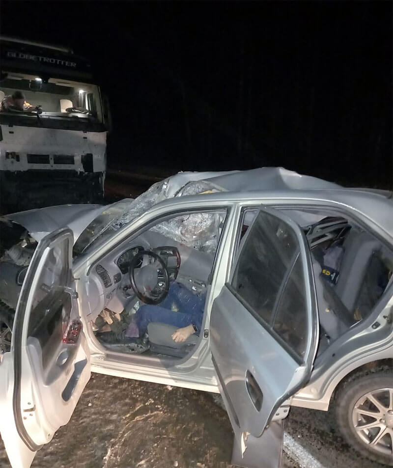 Авария в Илишевском районе: водитель «Хендай Акцент» выехал на обгон и столкнулся со встречным грузовиком | видео