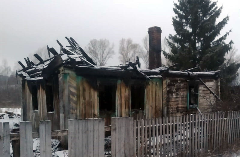 В Ишимбайском районе соседи спасли инвалида из горящего дома