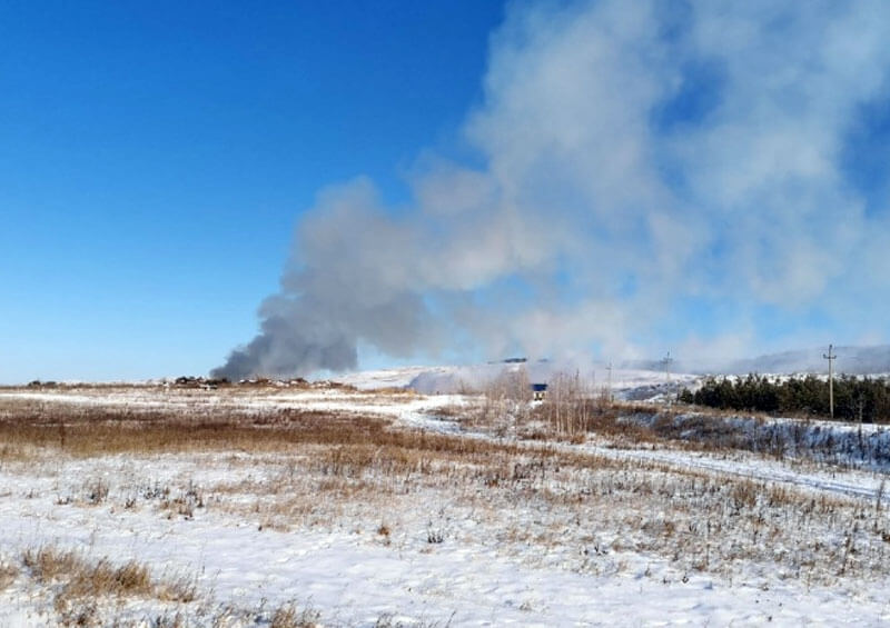 В Кугарчинском районе третью неделю горит свалка