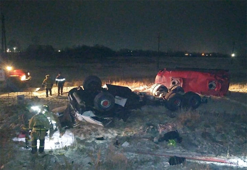 Авария в Куюргазинском районе: автоцистерна с бензином опрокинулась в кювет | видео