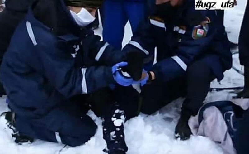 В Уфе 9-летнему ребенку зажало ногу снегоуборочной машиной