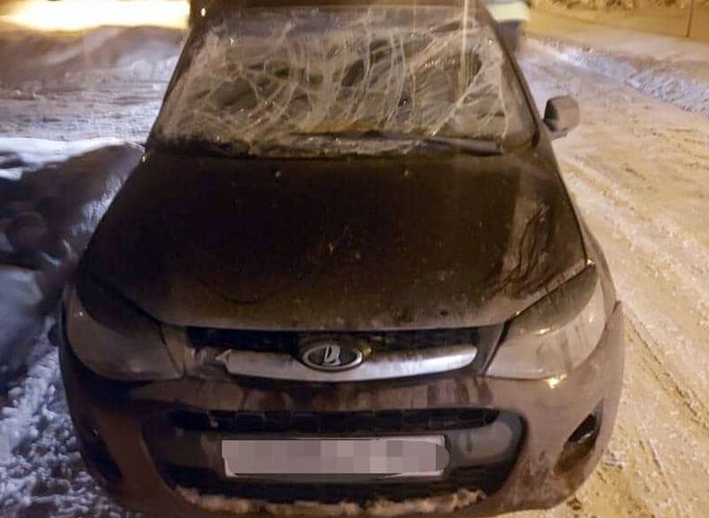 Авария в Давлекановском районе: «Лада Калина» опрокинулась в кювет, пострадала пассажирка