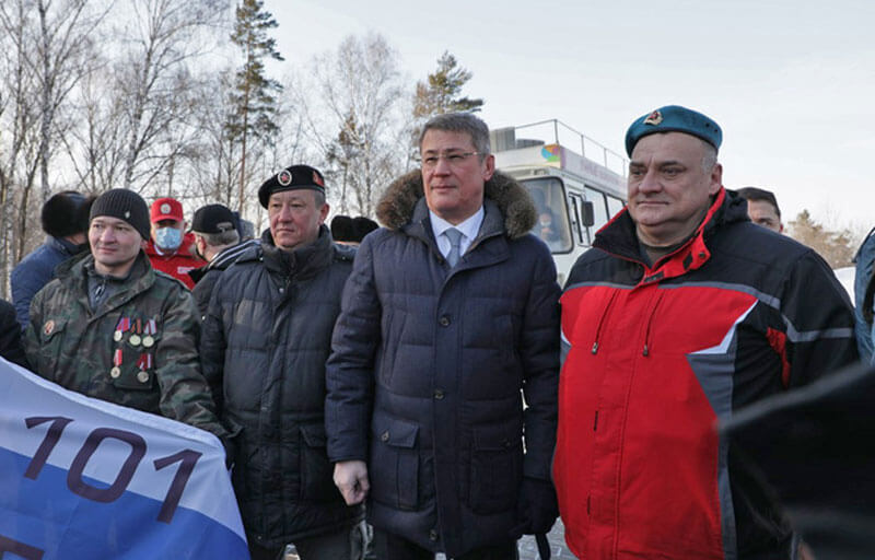 Хабиров поздравил мужчин с Днем защитника Отечества