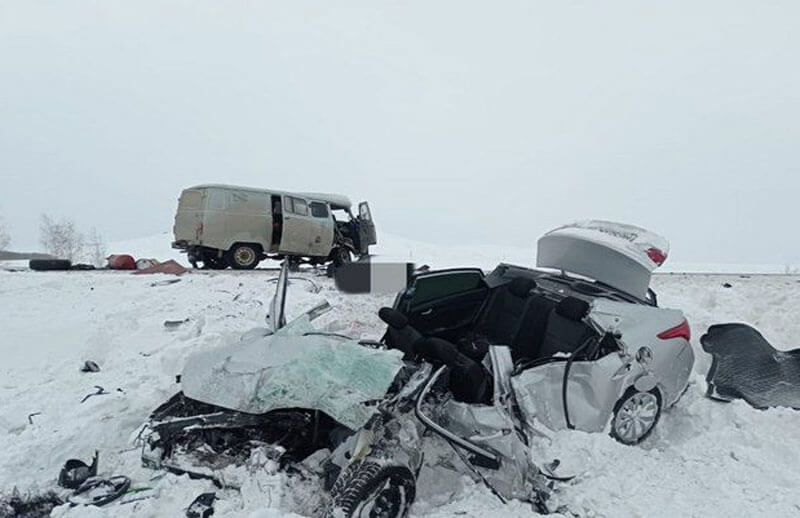 Авария в Баймакском районе: водитель иномарки погиб в ДТП с УАЗом