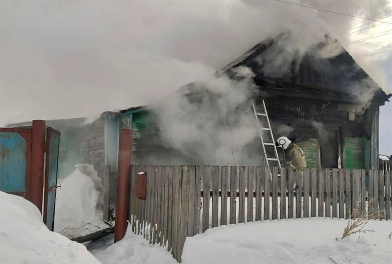 В Туймазинском районе на пожаре погибли два человека