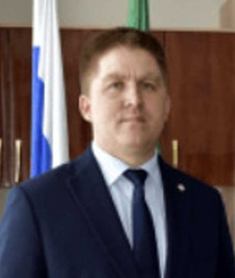 Динис Юсупов назначен исполняющим обязанности главы Аскинского района