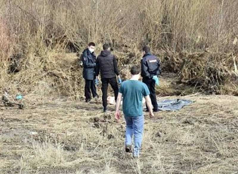 В Кармаскалинском районе возле родника обнаружили обезображенный труп