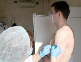 Министр здравоохранения Башкирии вакцинировался от коронавируса