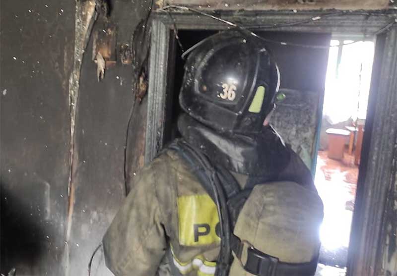 В Салавате из горящей квартиры вынесли 7-летнего ребенка