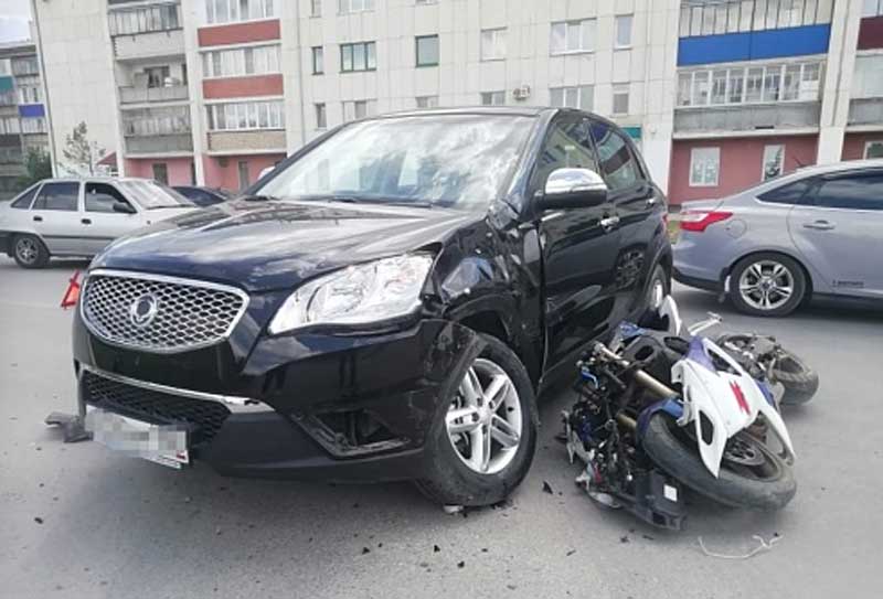 Авария в Сибае: пенсионер за рулем автомобиля сбил мотоциклиста без прав