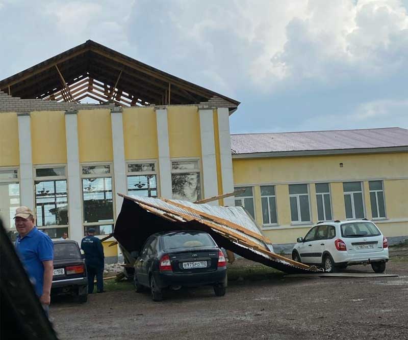 В МЧС Башкирии сообщили, какие районы пострадали от прошедших ураганов