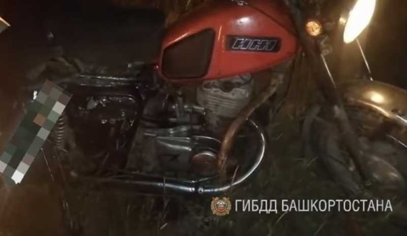 Авария в Хайбуллинском районе Башкирии: погибли мотоциклист и его пассажир (видео)