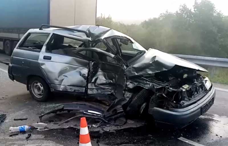 Авария в Салаватском районе: столкнулись "BMW" и ВАЗ-2111, погиб водитель