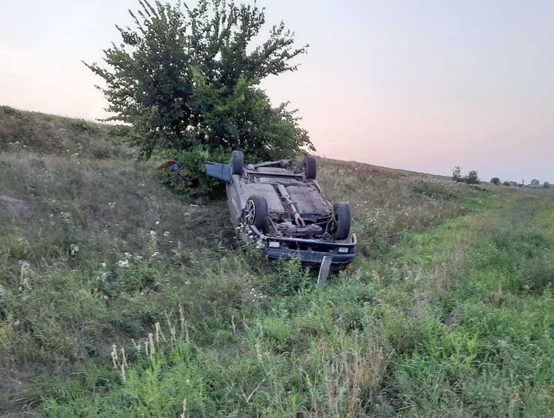 Авария в Дюртюлинском районе: погиб водитель ВАЗ-2115, опрокинувшись в кювет