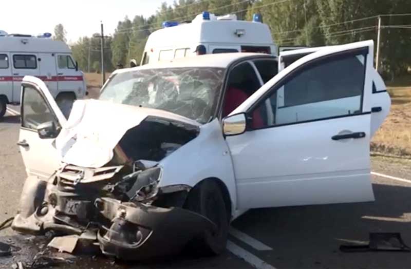 Авария в Абзелиловском районе: пострадали водитель и два пассажира | видео