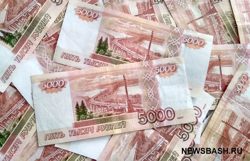Путин подписал указ о выплате военным по 15 тысяч рублей