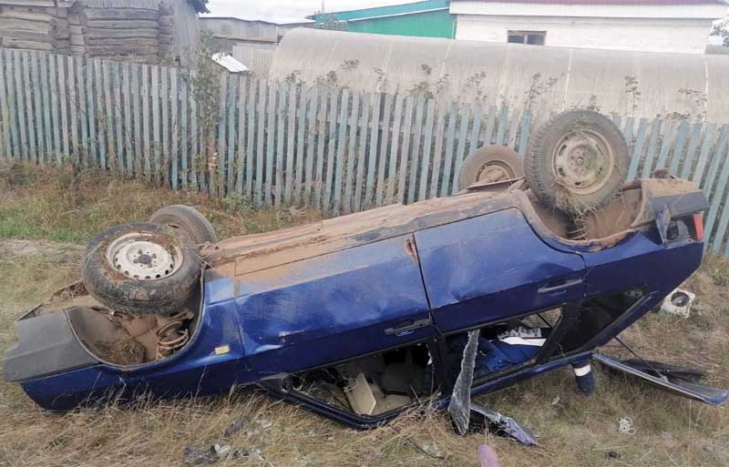 В Бакалинском районе Башкирии водитель погубил пассажирку, опрокинув авто в кювет