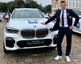 Победителям Олимпиады из Башкирии подарили новенькие BMW