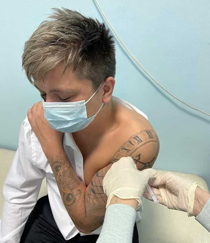 Певец Радик Юльякшин только сейчас вакцинировался от коронавируса