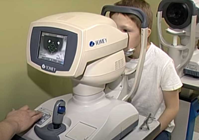 В России врачи заявляют о росте близорукости  среди детей