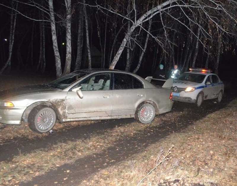В Башкирии пьяный водитель врезался в автомобиль ГИБДД