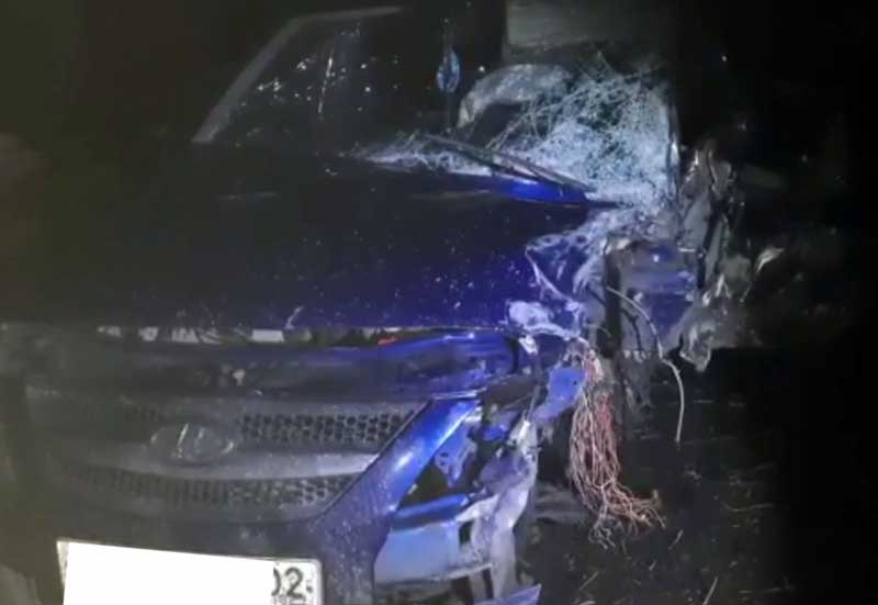 В Башкирии в аварии погиб водитель и пострадала пассажирка