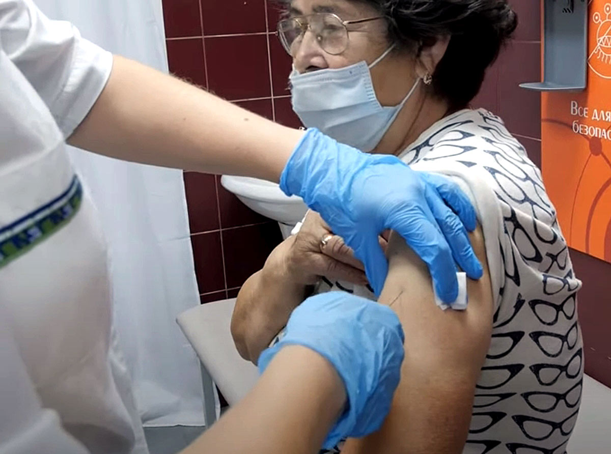В Башкирии назвали районы отстающие по вакцинированию от коронавируса